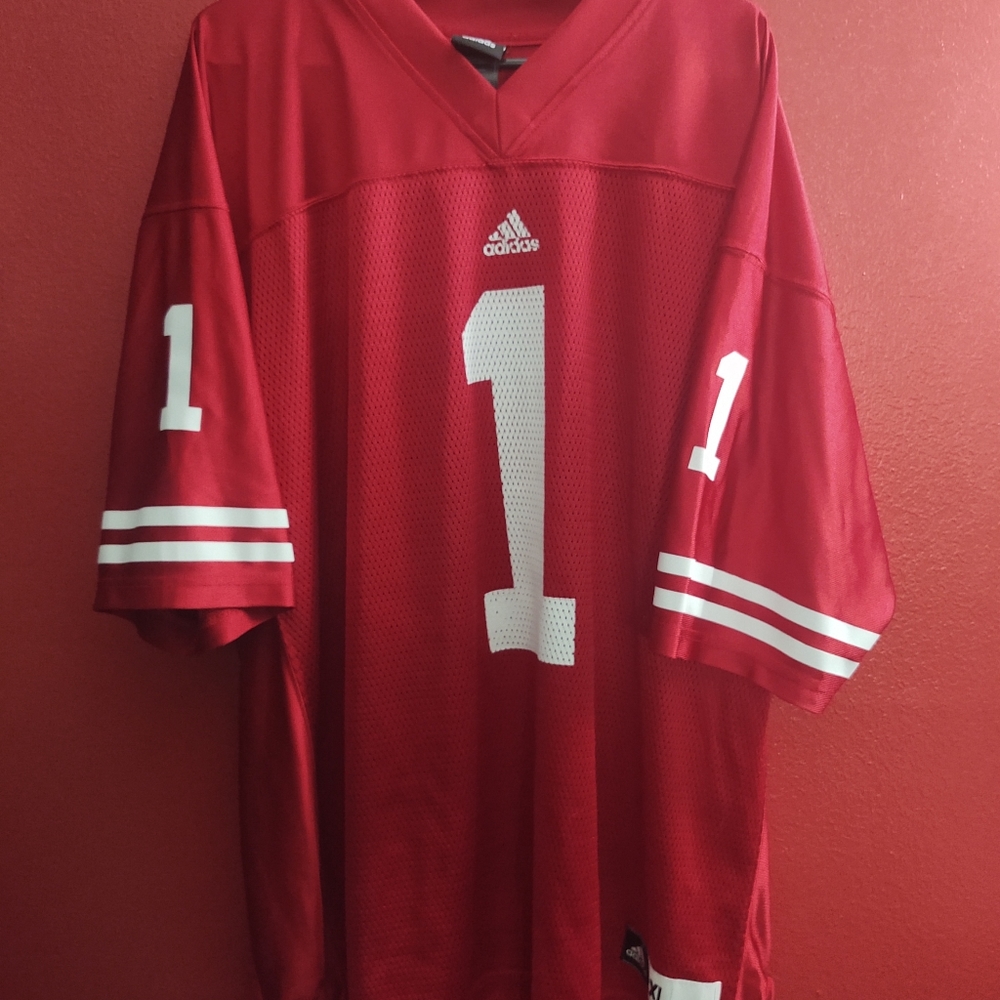 Wisconsin badgers red football jersey 2xl
